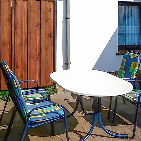 Amazing In Ostseebad With Kitchen * Rerik